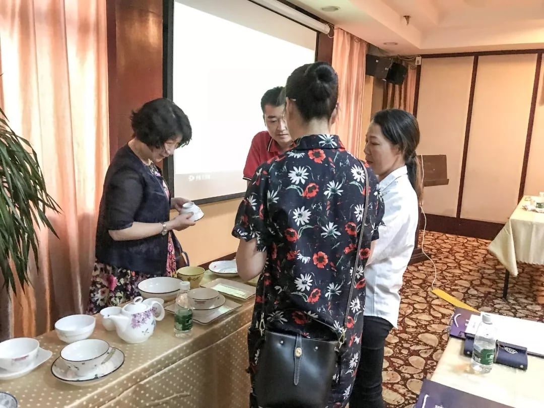“乘风破浪 剑指终端”赢多多2018年品牌培训会